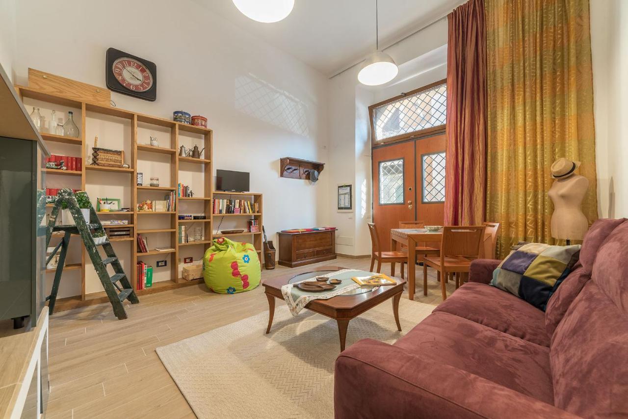 Monti Artistic Flat Apartment Rome Bagian luar foto
